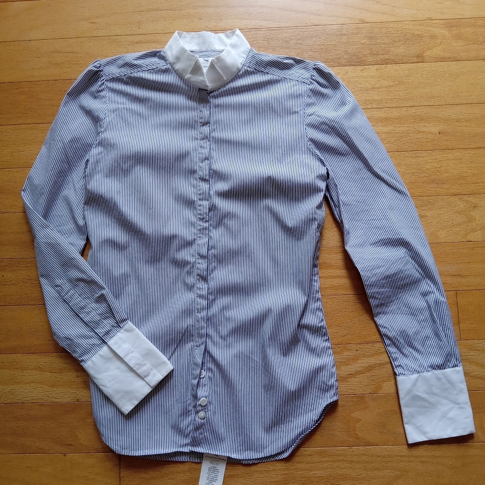 Ladies Etiqueta Negra Button Down Shirt - Small